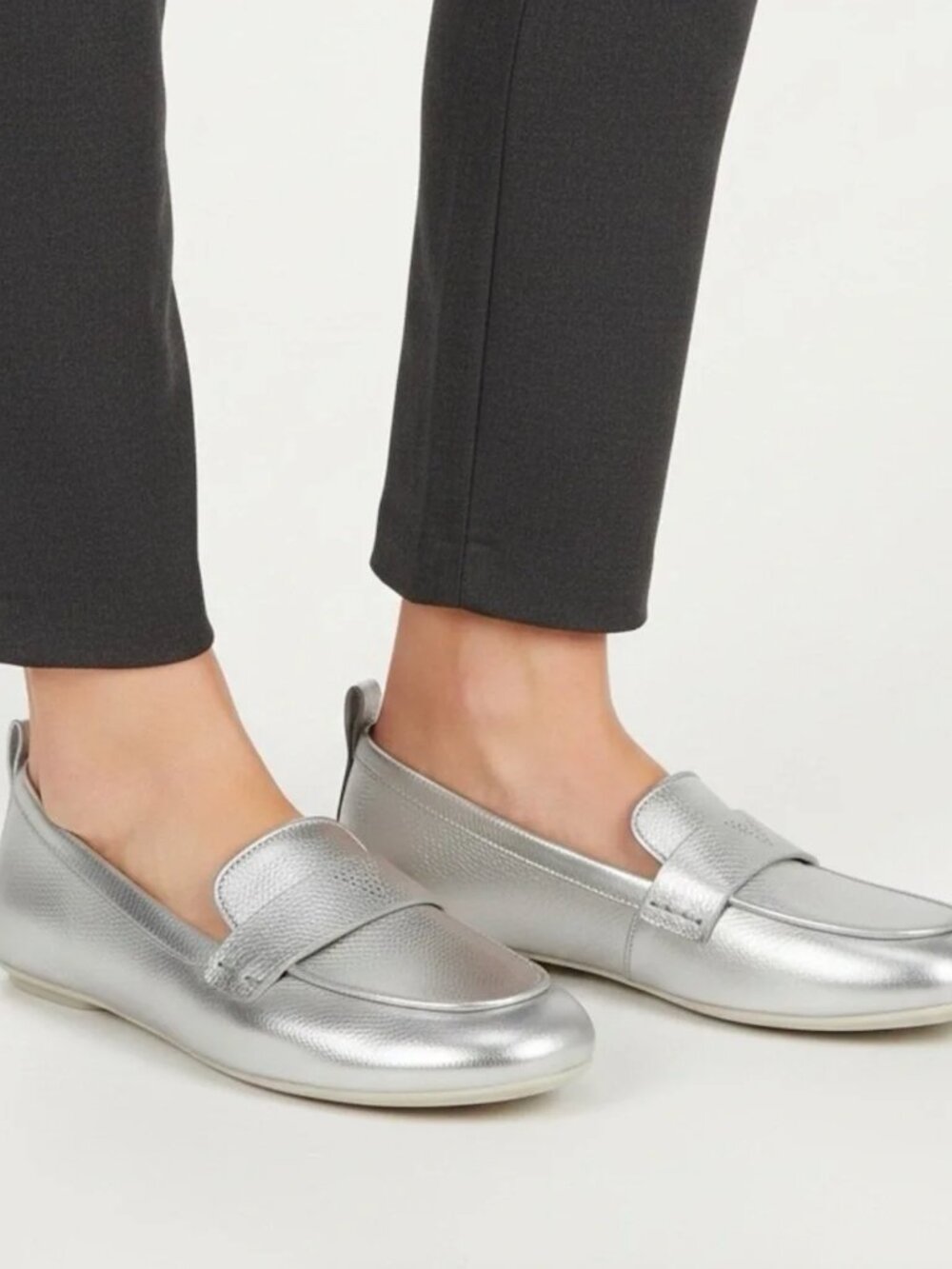 Vionic | Metallic Loafer